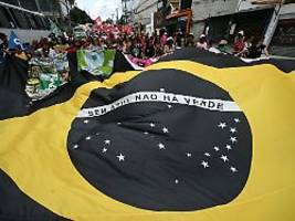 fossile giganten bei der cop: die saudis verbreiten heiße luft, russland ist ein totalausfall