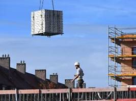 Gebäudetyp E soll Kosten sparen: Hubertz und Hubig wollen ohne Schnickschnack bauen lassen