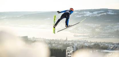 skispringerin selina freitag im kinder-interview: »ich bin in eine weiße nebelwand gesprungen«