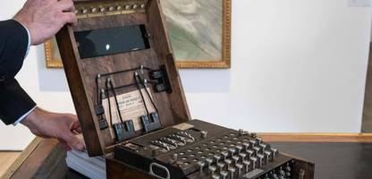 »Enigma M4«: Nazi-Verschlüsselungsmaschine für fast 500.000 Euro versteigert