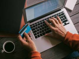 black friday: wie betrüger beim online-shopping tricksen