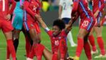 Fußball: Nach Bodyshaming: Erneute Sperre für Panamas Verbandschef