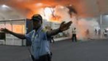 Verhandlungen auf der Klimakonferenz: Jetzt geht es ums Ende von Kohle, Gas und Öl