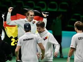 Zverev und Doppel siegen: Deutschland gewinnt dramatisches Davis-Cup-Duell