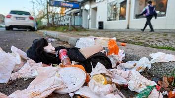 müll-gipfel 2.0 in berlin-mitte: „da steht manchmal ein halbes möbelhaus“