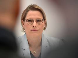 bundespolitik: hubig will frauen besser vor gewalt schützen