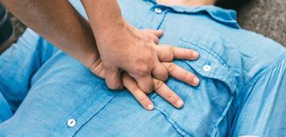 Ersthelfer-Apps: Freiwillige überbrücken Wartezeit bis Rettungsdienst eintrifft