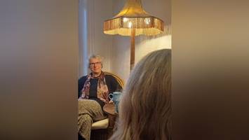 Sterbebegleiterin: „Lassen Sie die Tür offen, damit ich das Lachen höre“