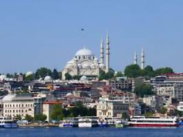 Innerhalb eines Jahres: Mehrere Todesfälle in Istanbul weisen Parallelen auf