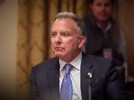 witkoff-treffen wirft fragen auf: ukraine-plan soll auch us-offizielle überrascht haben