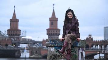 kiziltepe: aufgewachsen an der „schönsten brücke der welt“ in berlin