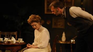 was für ein fieser kerl: männliche manipulation am english theatre