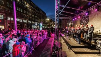 Kostenloses Konzert in der Hamburger Innenstadt begeistert Tausende