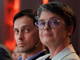 Polit-Beben: Die Berliner SPD verliert beide Chefs