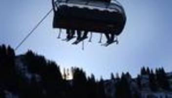 Wintersport: Rauf auf die Piste - Skisaison am Söllereck startet