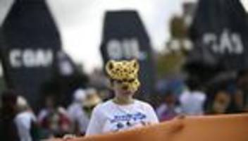 Abschluss der Klimakonferenz: Das fossile Zeitalter endet, nur der Plan fehlt