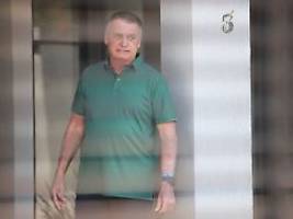 Gewisse Paranoia verspürt: Bolsonaro erklärt Fußfessel-Beschädigung mit Halluzinationen