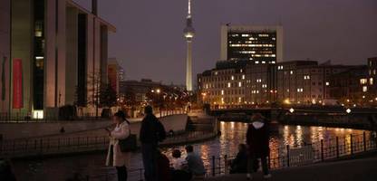 autor daniel marwecki über die welt nach dem westen: »ich trauere dem abendland nicht hinterher«