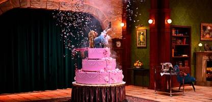 »Tödliches Spiel – Das Live-Krimi-Dinner« im Fernsehen: Als wäre man bei Freunden eingeladen, aber nur als Zuschauer