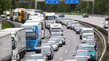 das wird eng: autobahn gmbh lässt brücken reparieren und  spuren sperren