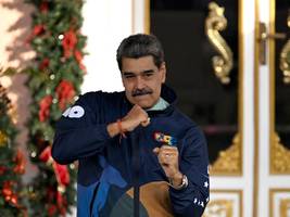 Stilkritik: Tanz der Autokraten