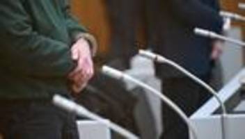 Extremismus: Terrorzelle Gruppe S. - Mutmaßliche Helferin vor Gericht