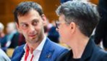 Parteien: Berliner SPD-Chefs äußern sich zum Rücktritt
