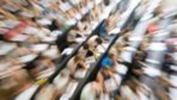 weniger geld für hochschulen: stellenstreichungen an hochschulen befürchtet