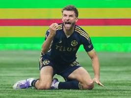 FC Bayern kämpft um Ex-Stars: Hoeneß spricht über Schweinsteiger-Absage und hofft auf Müller