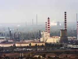 folgen niedrigerer preise: russlands Öl- und gaseinnahmen brechen um 35 prozent ein