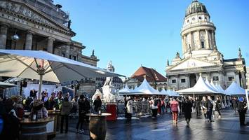 winterzauber wieder auf dem gendarmenmarkt: „wie nachhausekommen“