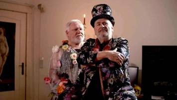 „Satanische Sau“: Rosa von Praunheim bestattet sich selbst