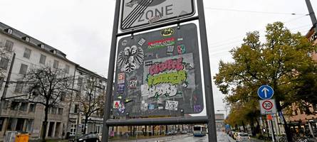Immer mehr Sticker und Graffiti: Das will die Stadt Augsburg jetzt unternehmen
