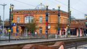 Neues Architekturmuseum: 25 Jahre Hundertwasser-Bahnhof in Uelzen