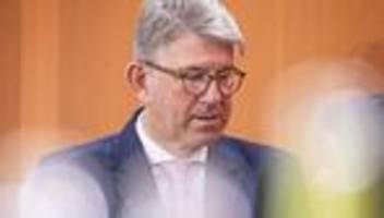 Ludwig-Erhard-Gipfel: Mann über Bord?