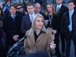 leavitt: nicht unüberwindbar: trump-sprecherin: weitere ukraine-gespräche wegen heikler details nötig