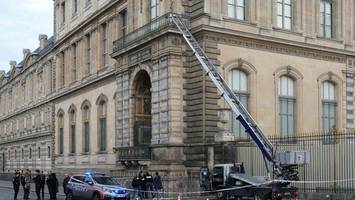 Spektakulärer Raub im Louvre: Polizei nimmt weiteren Verdächtigen fest