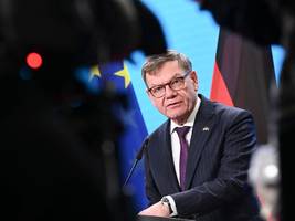 Diplomatie: Generalumbau im Auswärtigen Amt