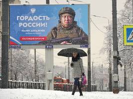 Krieg in der Ukraine: Experteninterview: „Trump überschätzt seine Macht“