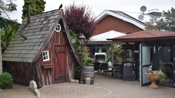 Kleiner Weihnachtsmarkt mit Retro-Charme und Kunsthandwerk