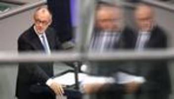 Bundestagsdebatte: Friedrich Merz fordert schnelle Entscheidung zu Rentenplänen