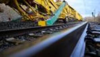 Deutsche Bahn: Bahn will über Weihnachten Arbeit an Baustellen einschränken