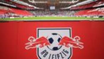fußball-bundesliga: rb leipzig reist mit frauen und männern ins trainingscamp