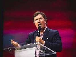 exodus der maga-fanatiker: rechtspopulist tucker carlson hasst jetzt die republikaner