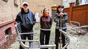 2000 euro geschenkt: das planen schüler, wenn sie das sagen haben