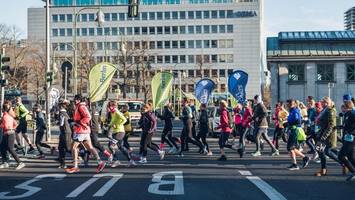 Warum Läufer am Wochenende 24 Stunden lang durch Berlin rennen