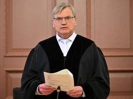 thüringen: die justiz darf extremisten ablehnen