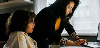 Lernen für die Kinder: Klassenarbeiten, Französisch, Chemie – Erinnern Sie sich noch an den Namen Ihrer Lehrerin?