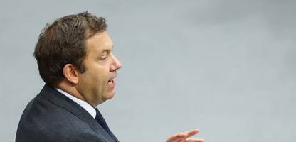 Familienunternehmer und die AfD: Lars Klingbeil warnt vor Kooperation