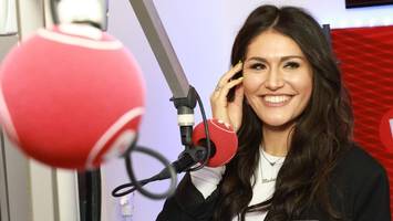 Hamburger Radio-Moderatorin verkündet Schwangerschaft – „platze vor Stolz“